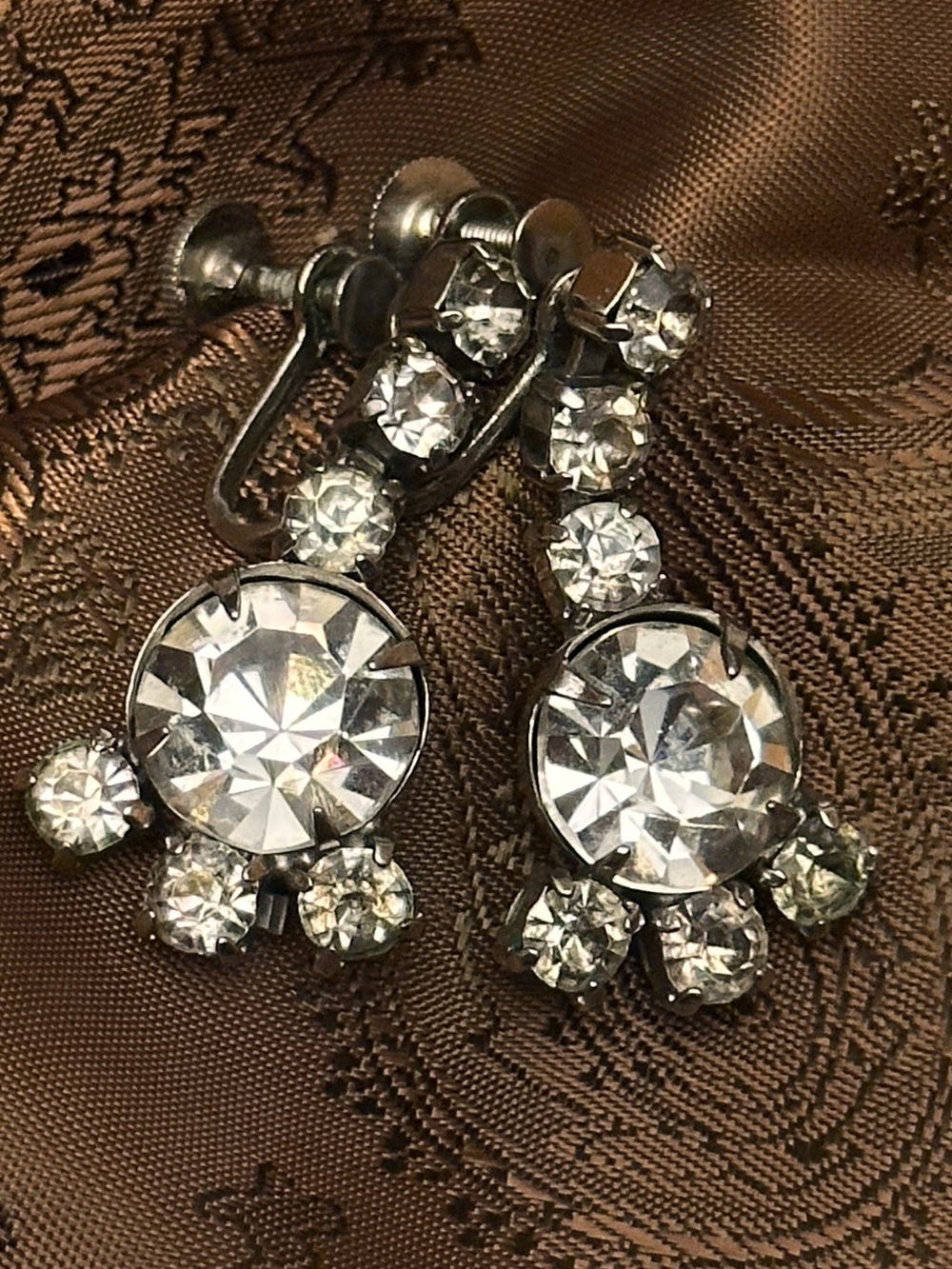 CORO Collectible Crystal Drop Screw-Back Earrings